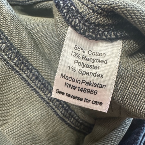 Sonoma Women’s Dark Blue Maternity Jeggings NWT Size 16 Maternity - Picture 4 of 12